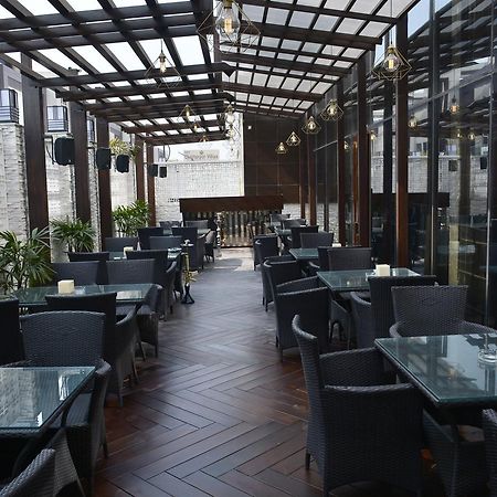 Inde Hotel Chattarpur New Delhi Ngoại thất bức ảnh