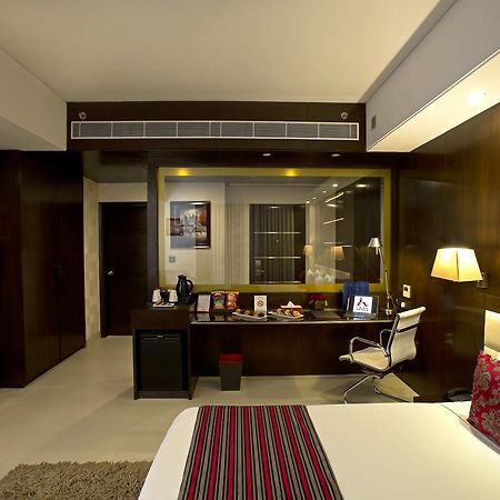 Inde Hotel Chattarpur New Delhi Ngoại thất bức ảnh