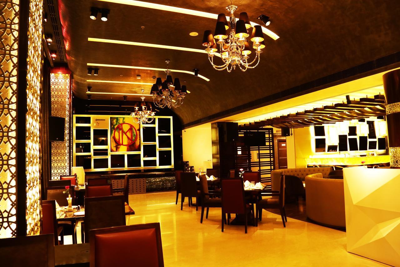Inde Hotel Chattarpur New Delhi Ngoại thất bức ảnh