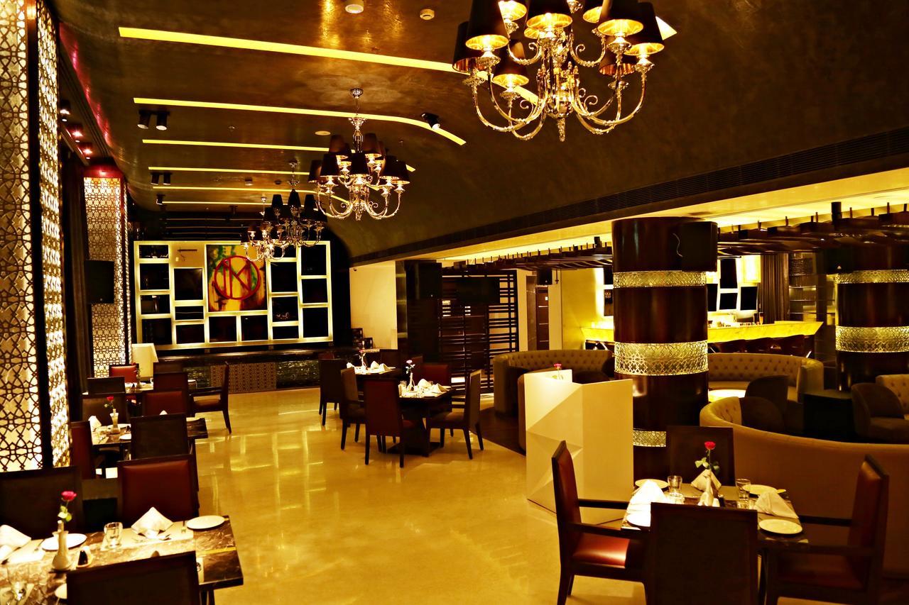 Inde Hotel Chattarpur New Delhi Ngoại thất bức ảnh